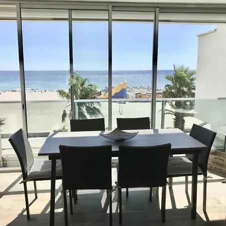 Appartement Face A La Mer - 6 A 8 Personnes - Canet En Roussillon Exterior photo