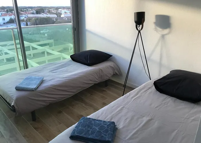 Appartement Face A La Mer - 6 A 8 Personnes - Canet En Roussillon